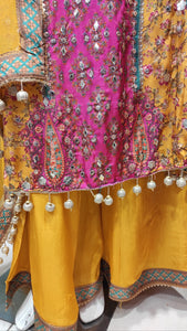 Full Suit With Dupatta In Pakistani Style Work Gota