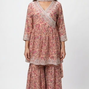 Pink Digital Printed Cotton Suit With Thread & Patti Work