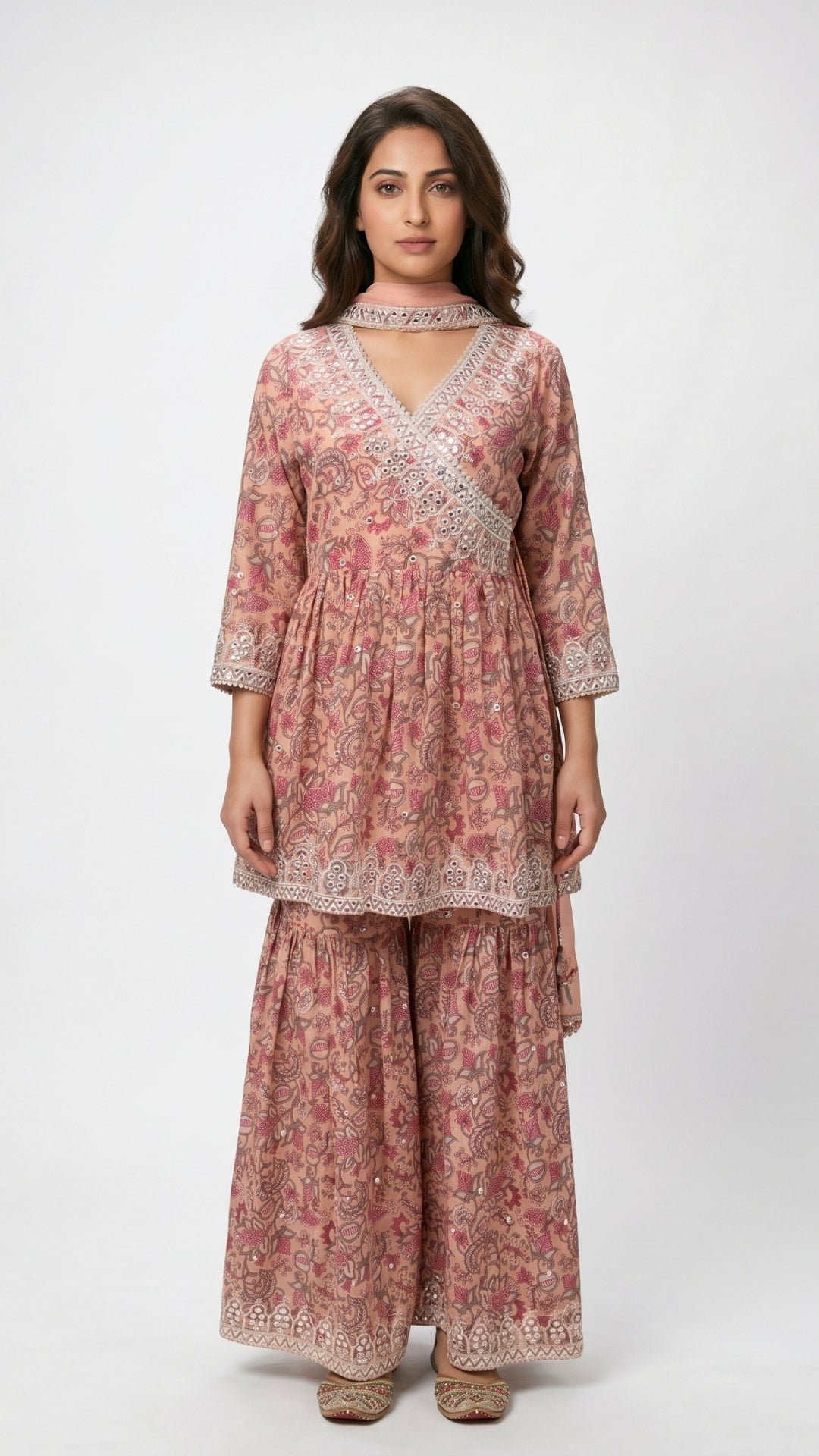 Pink Digital Printed Cotton Suit With Thread & Patti Work