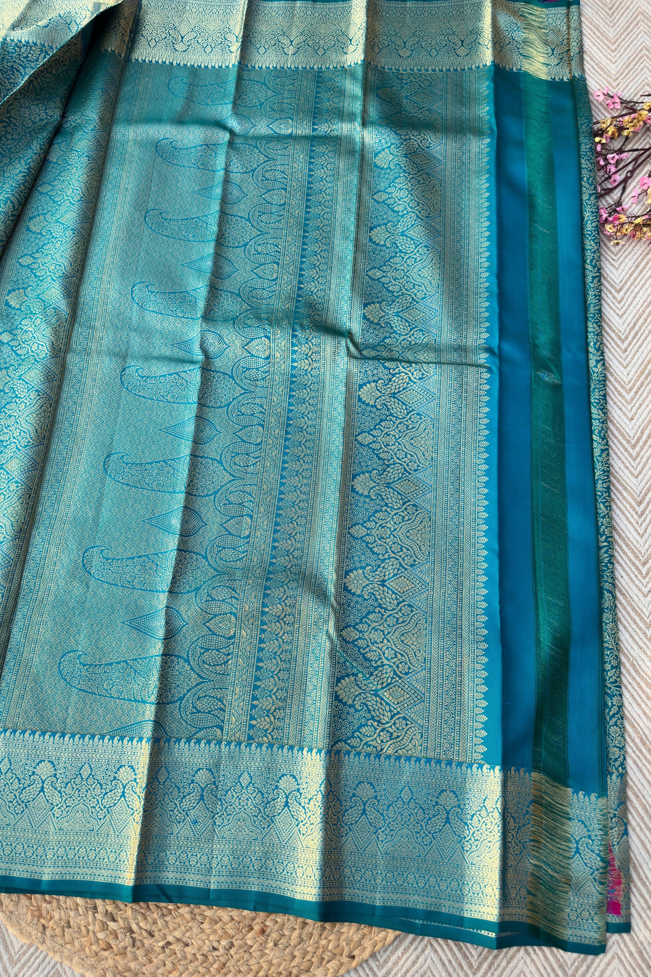 Green Banarasi Kanjivaram Unstitched Saree Embellished With Zari Work