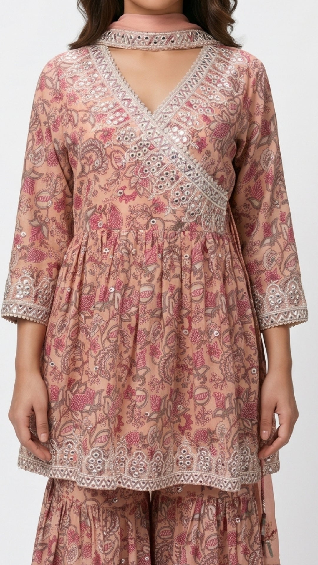 Pink Digital Printed Cotton Suit With Thread & Patti Work