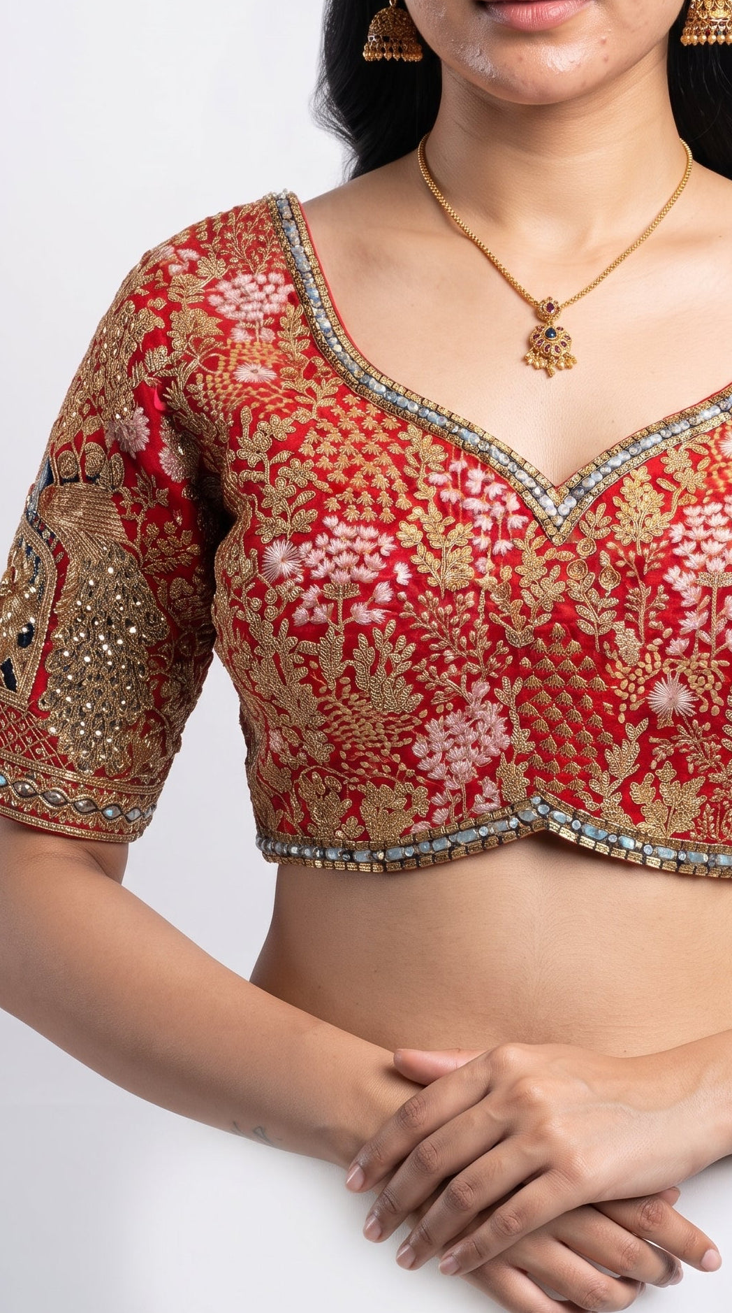 Ivory Banarasi Saree Embellished With Zari, Stone, Sequins & Mirror Work