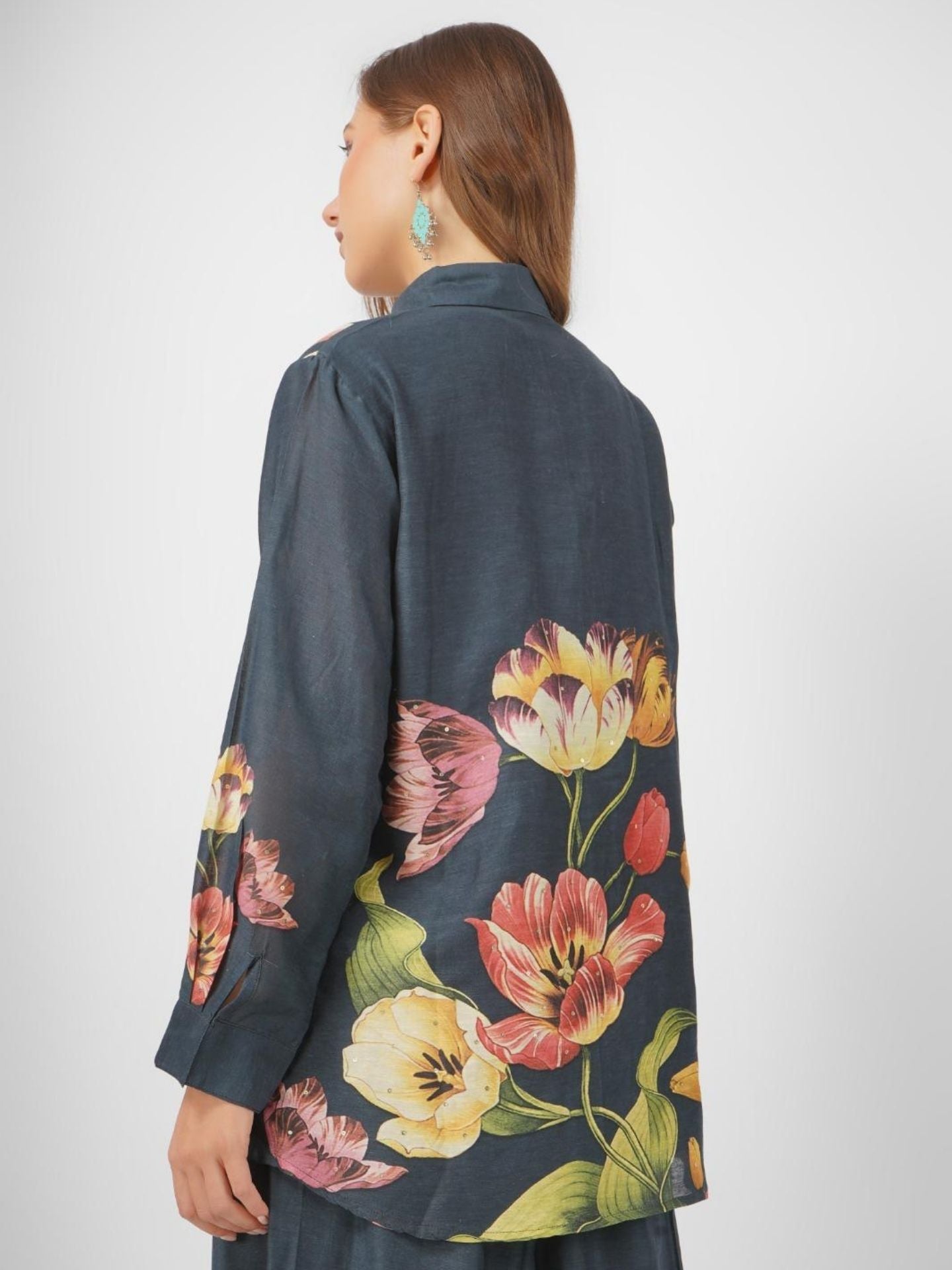 Linen Indo Western with Printed Embroidery 3