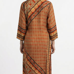 Orange Muslin Suit Set with Sequins Detailing
