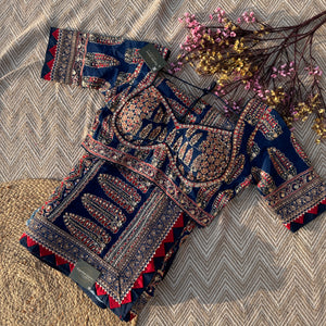 Peacock B Crepe Saree with Blouse with Printed, Sequins, Pearl and Zari Embroidery 1