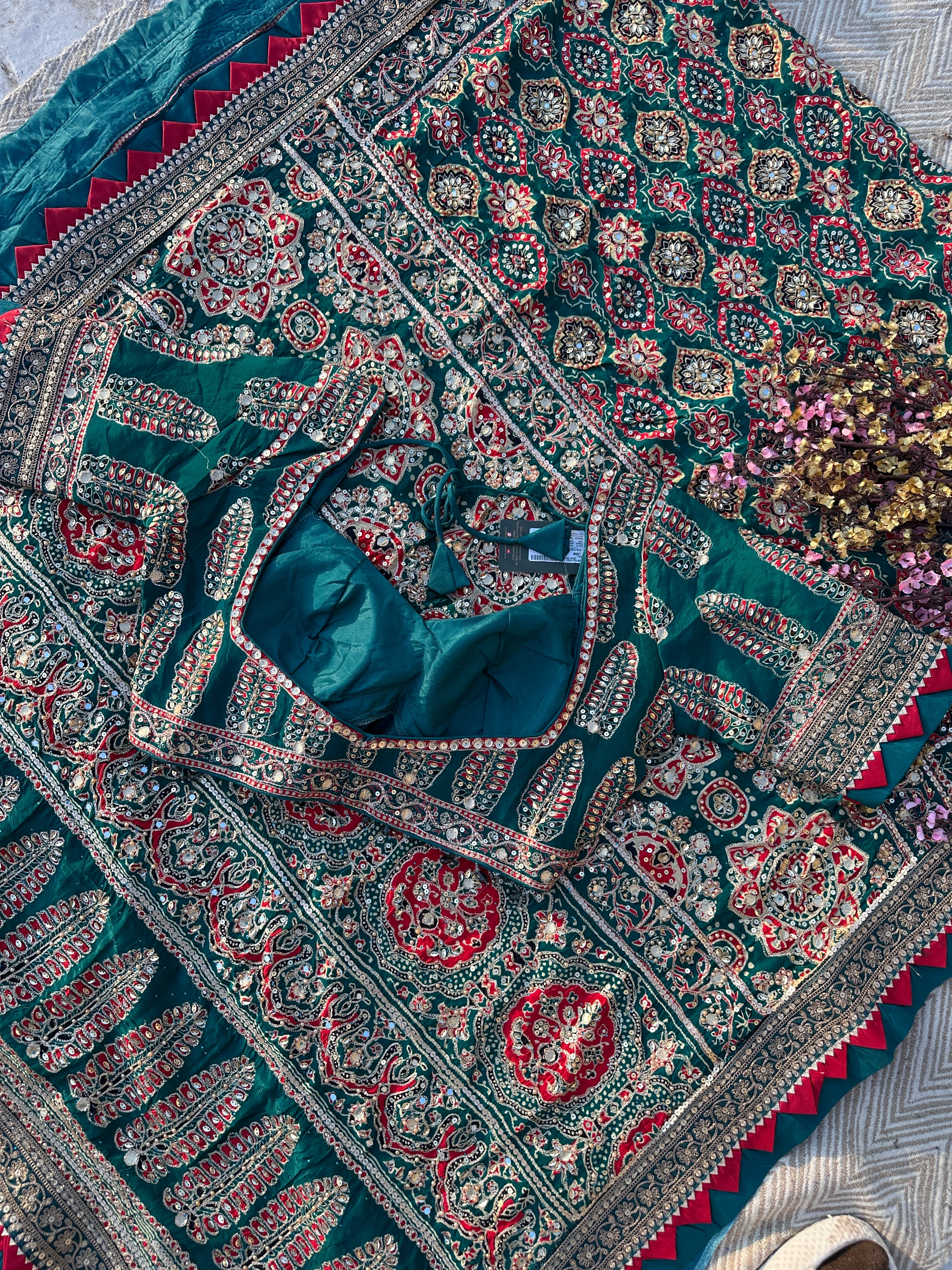 Peacock G Crepe Saree with Blouse with Printed, Sequins, Pearl and Zari Embroidery 14