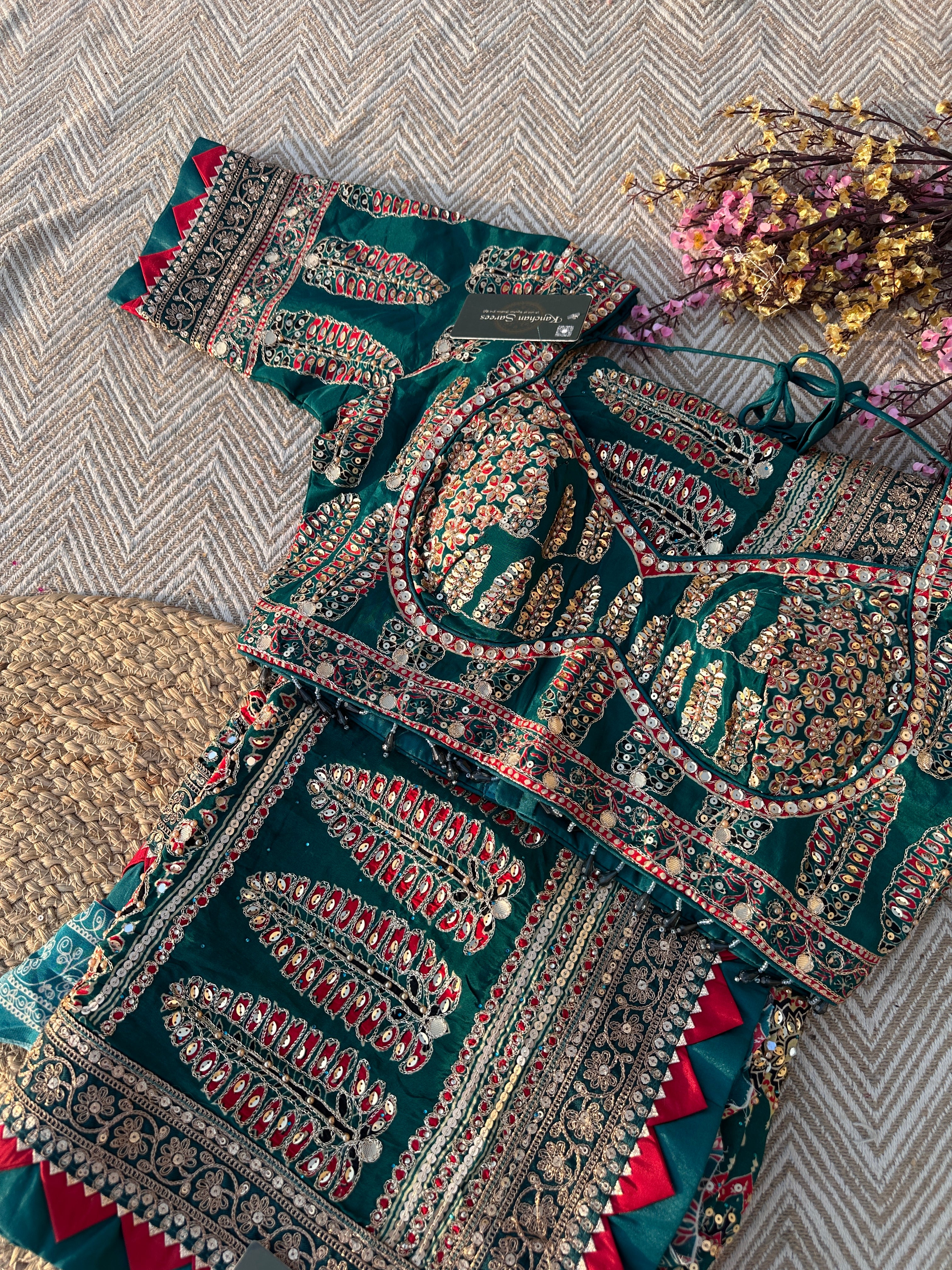 Peacock G Crepe Saree with Blouse with Printed, Sequins, Pearl and Zari Embroidery 2