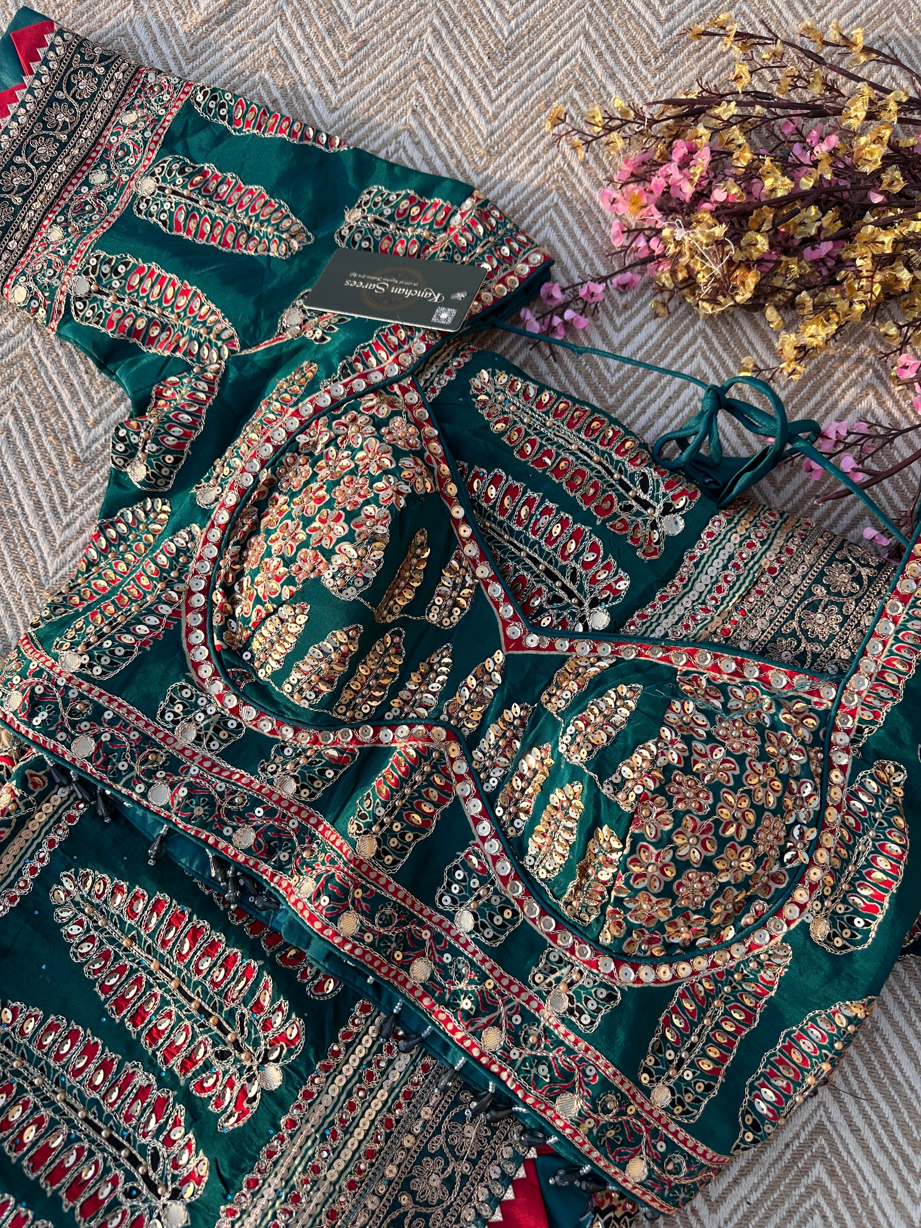 Peacock G Crepe Saree with Blouse with Printed, Sequins, Pearl and Zari Embroidery 4
