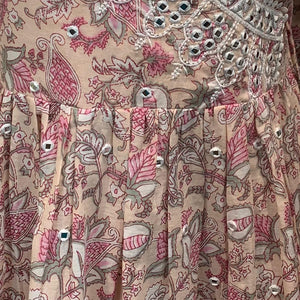 Pink Digital Printed Cotton Suit With Thread & Patti Work