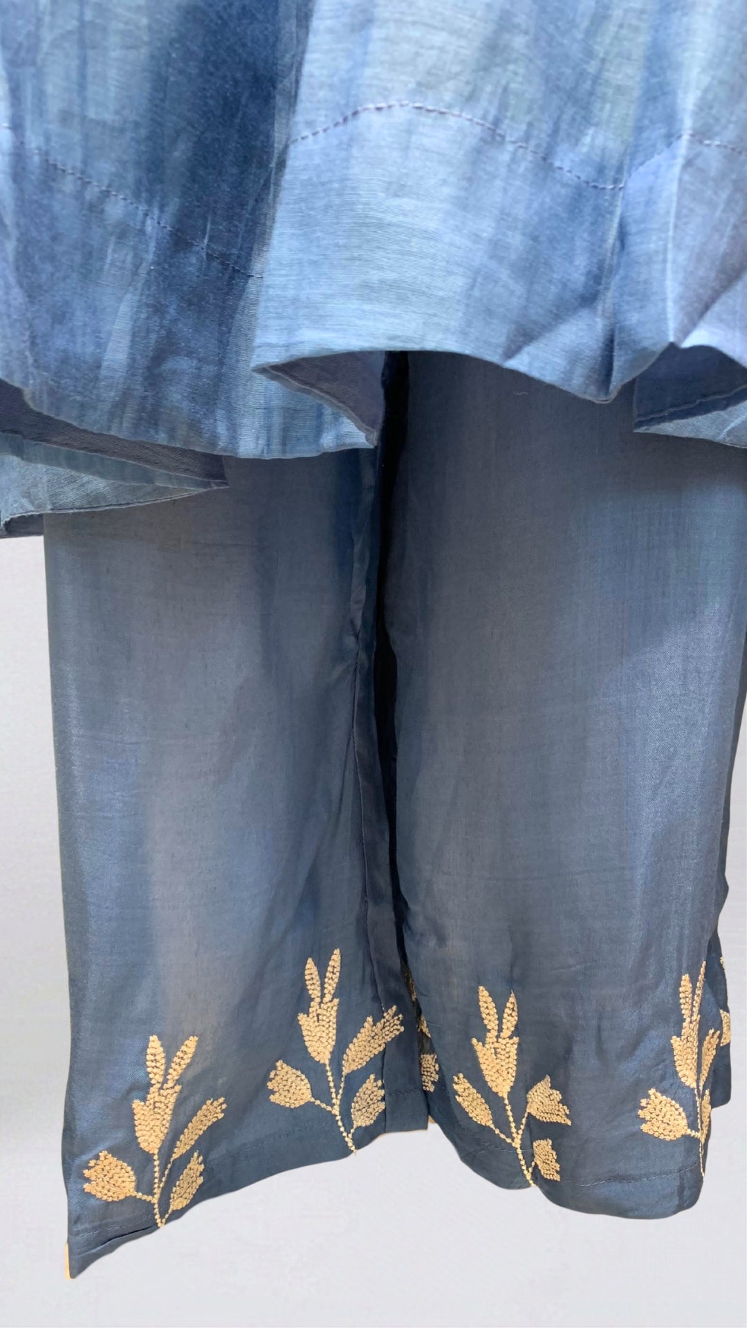 Blue Mul Cotton Suit with Thread Work Detailing