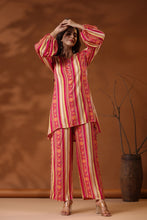 Load image into Gallery viewer, Stylish Pure Muslin Co Ord Set Printed

