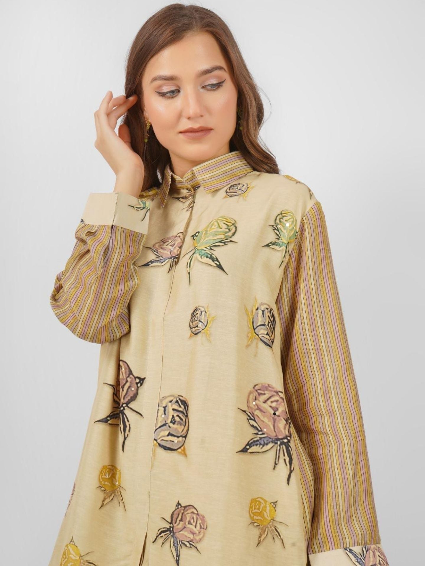 Beige Linen Indo Western with Mirror and Printed Embroidery 5