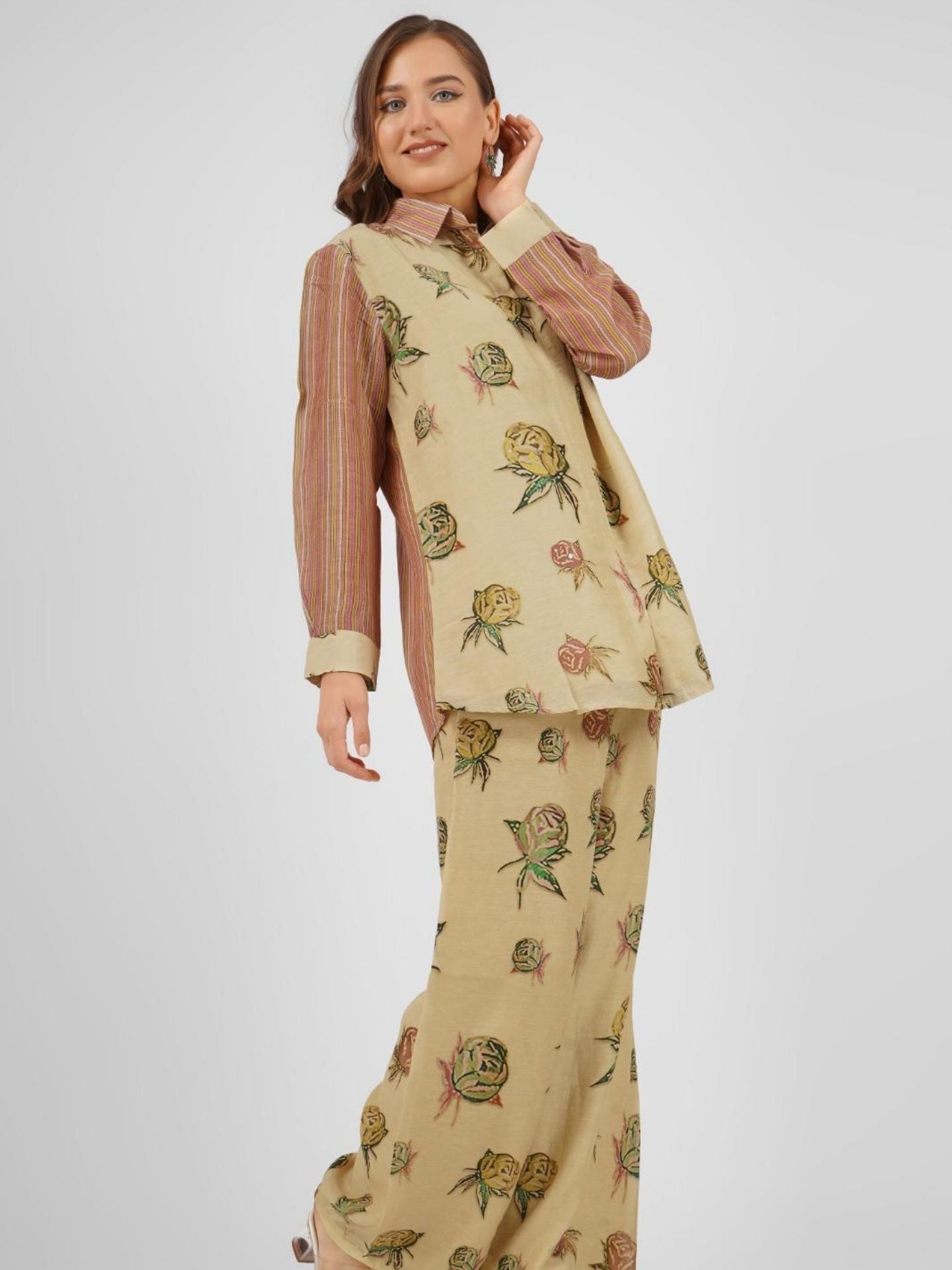 Peach Linen Indo Western with Mirror and Printed Embroidery 2