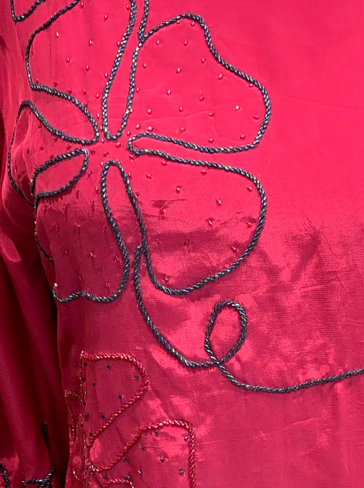 Magenta Crepe Suit with Cutdana Embroidery 3