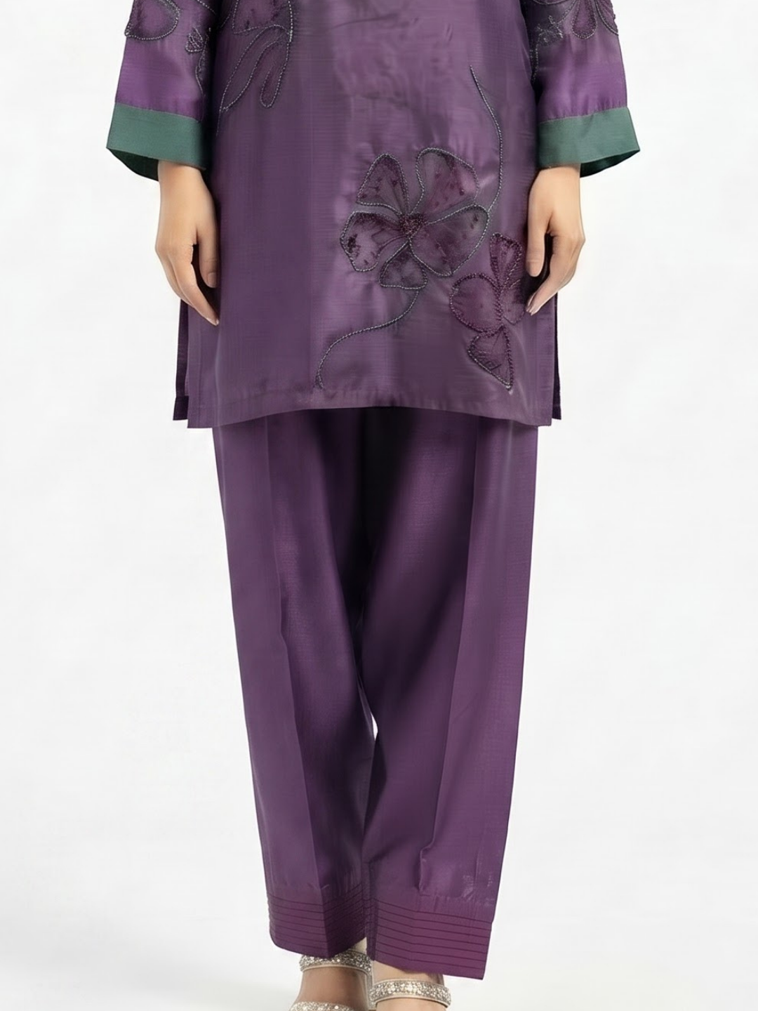 Purple Crepe Suit with Cutdana Embroidery 4