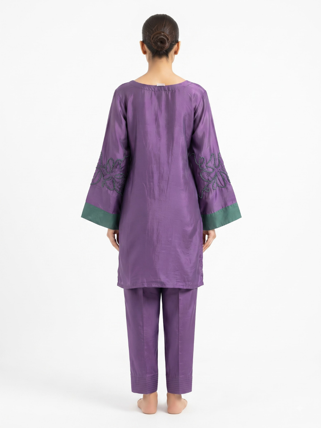 Purple Crepe Suit with Cutdana Embroidery 5