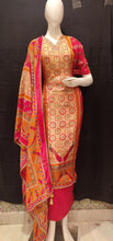 Load image into Gallery viewer, Shimmer Pink Semi-Stitch Silk Suit With Gotapatti Embroidery
