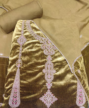 Load image into Gallery viewer, Green Velvet Unstitched Suit With Golden Embroidery
