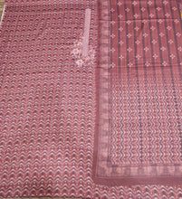 Load image into Gallery viewer, Onion Pashmina Unstitched Suit With Thread Embroidery
