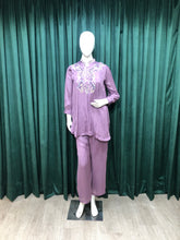 Load image into Gallery viewer, Mauve Chinon Coord Set With Thread And Moti
