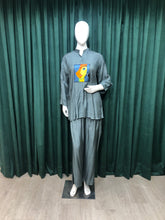 Load image into Gallery viewer, Gray Muslin Silk Coord Set With Patchwork
