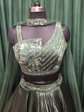 Load image into Gallery viewer, Rama Green Tissue Organza Lehenga With Sequins and Japanese Cut Dana
