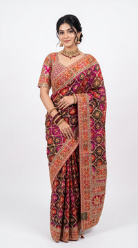Rani Silk Saree Embellished With Sequins & Zari Work