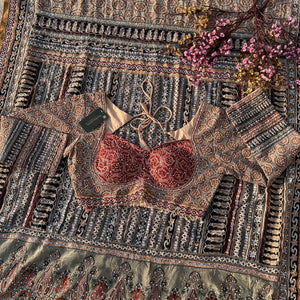Peach Crepe Saree with Blouse with Printed, Zari, Sequins, Pearl and Mirror Embroidery 10