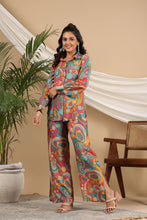 Load image into Gallery viewer, Buy Pure Muslin Co Ord Set | Kanchan Fashion
