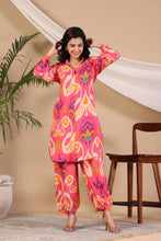 Load image into Gallery viewer, Buy Pure Muslin Pink Printed Co Ord Set | Kanchan Fashion
