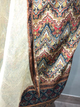 Load image into Gallery viewer, Semistich Muslin with neck embroidery
