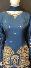 Load image into Gallery viewer, Raw Silk Suit with Hand Work and Garrara

