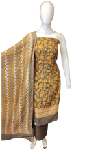Load image into Gallery viewer, Maheshwari Silk Printed Unstitched Suit with Dupatta
